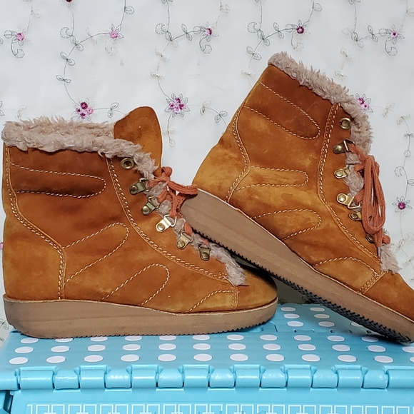 Vintage 70s Polish Snow Bunny Booties - Picture 7 of 10